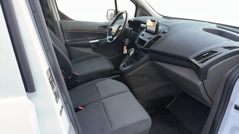 Bild 3 av Ford Transit Connect 230 LWB L2 1,5L 100HK / inredning skåp/ Värmare / Carplay