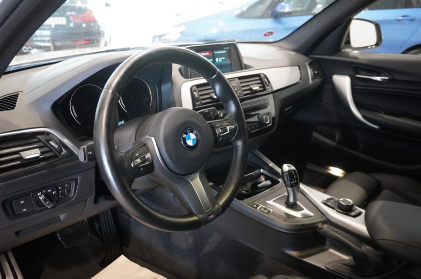 Bild 2 av BMW 120i 5dr M-Sport Automat Läder LED PDC