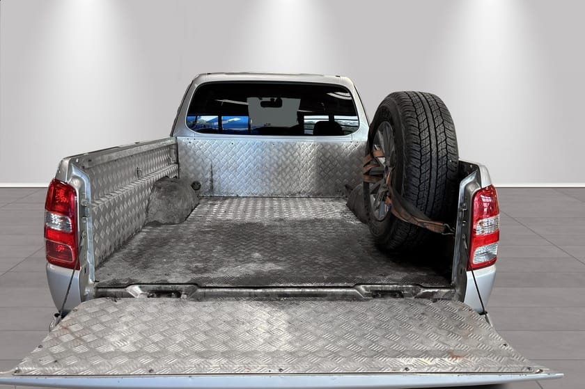 Bild 5 av Mitsubishi L200 Club Cab 2.4 181hk DI-D 4x4