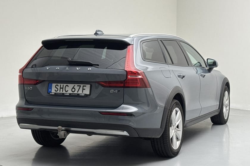 Bild 3 av Volvo V60 Cross Country B4 AWD  Diesel Core Dragkrok