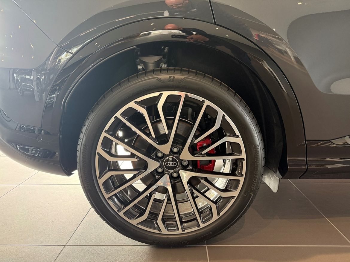 Audi Audi Q5 Sportback — bild 1