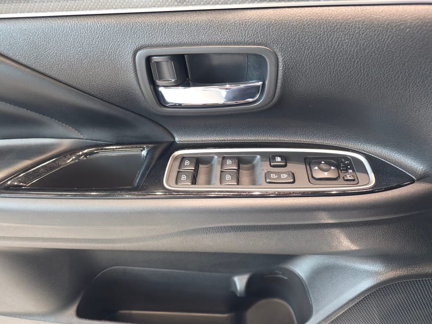 Bilde 5 av Mitsubishi Outlander PHEV 2.4L Instyle+ - Nybilgaranti, Krok, Skinn, Norsk.reg