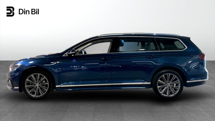 Bild 2 av Volkswagen Passat Sportscombi 2.0 TDI 4M R-Line H/K Värmare/Drag/Pano