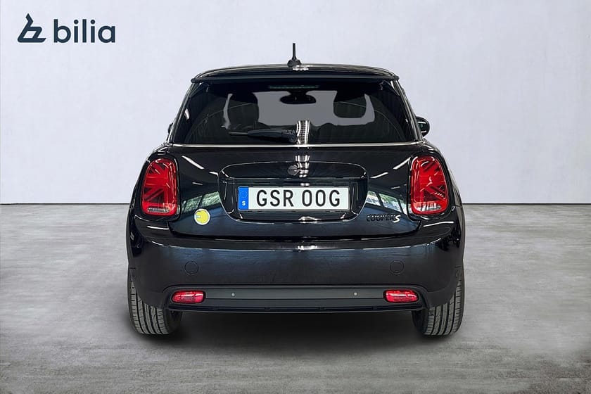 Bild 4 av MINI Cooper SE / Navi / Tonade rutor / PDC bak / Sportstol