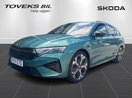 Škoda Octavia Kombi RS FL   COMBI 2,0 TSI 26