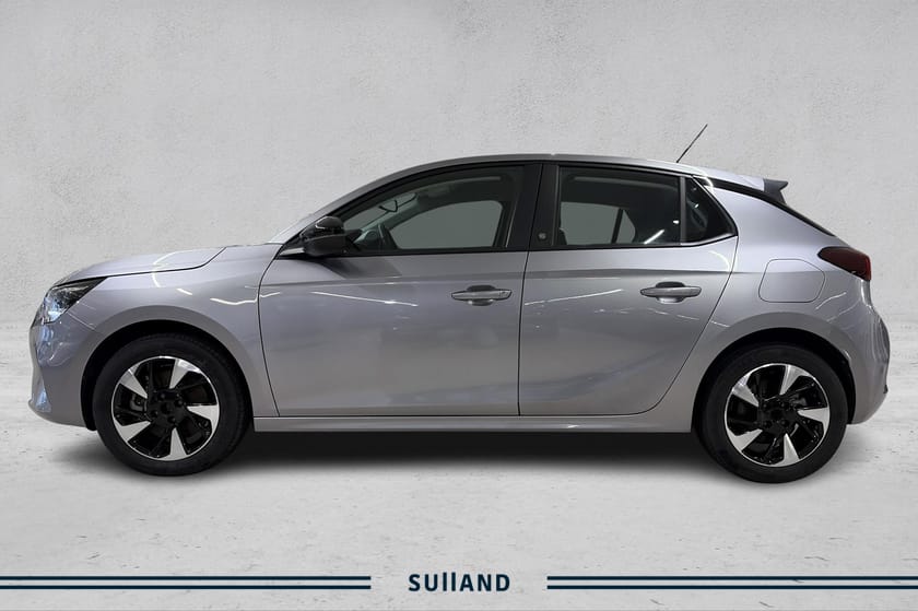 Bilde 2 av Opel Corsa-e Kamera, varme ratt, navigasjon, lav km