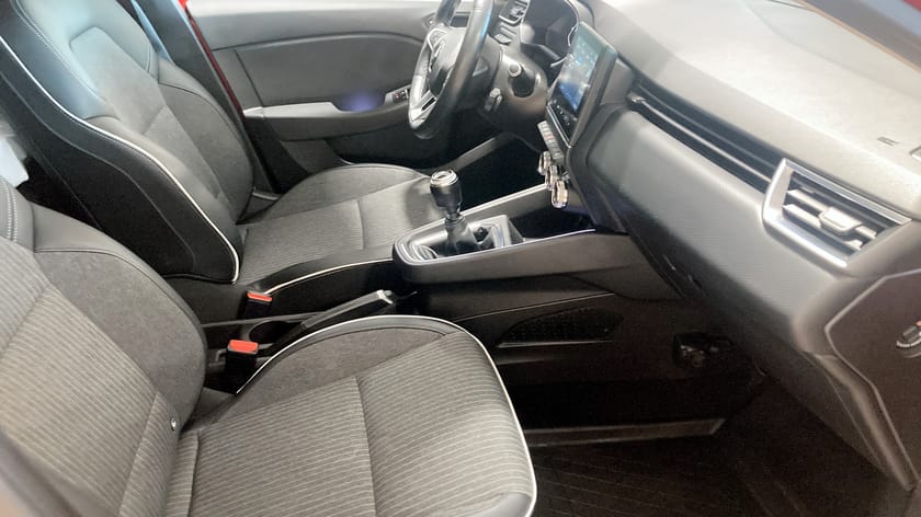 Bild 3 av Renault Clio 1.0 TCe Manuell 100hk Intens