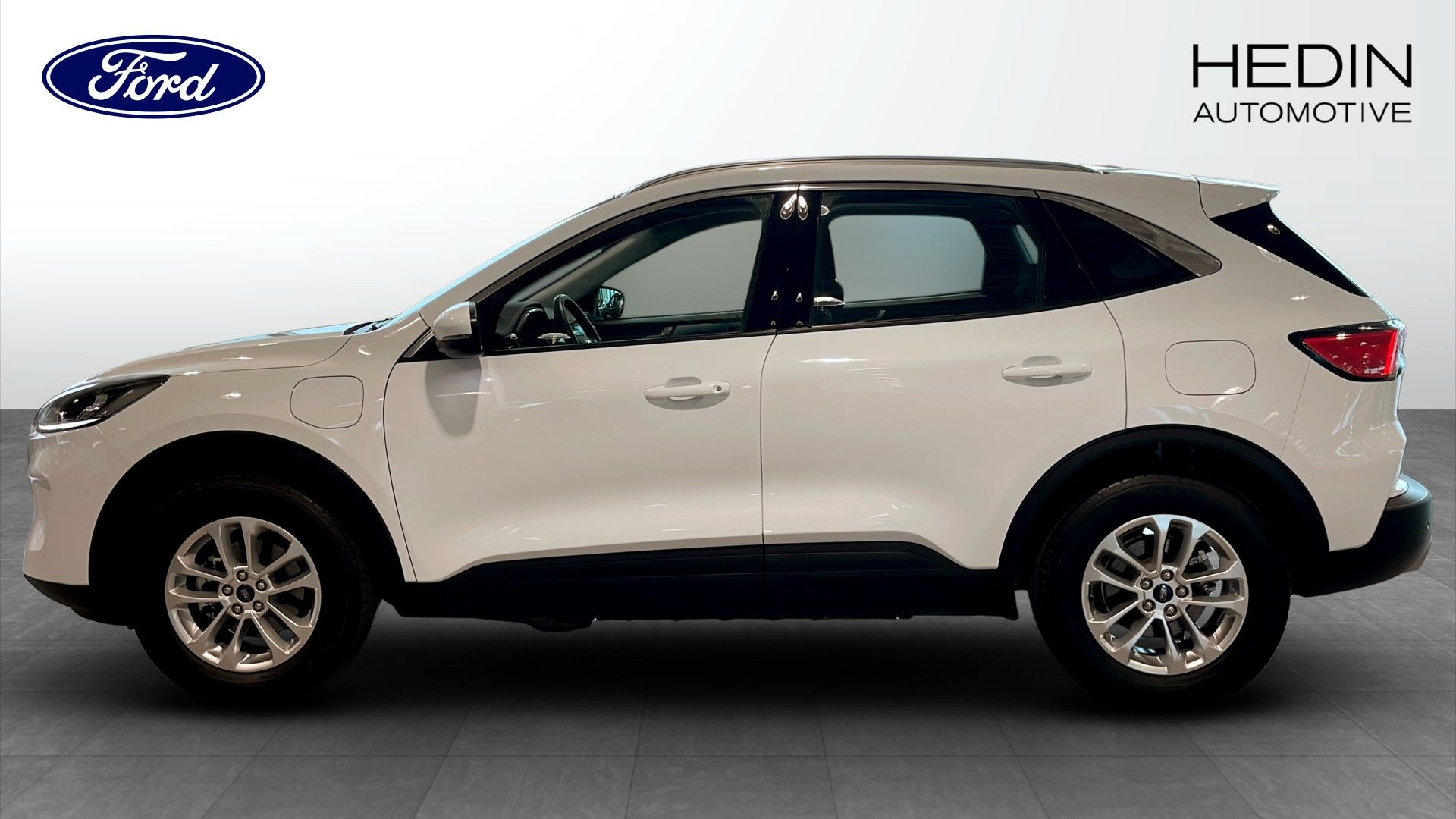 Ford Kuga Titanium PHEV / Vinter Pkt 2023, bild 6/10