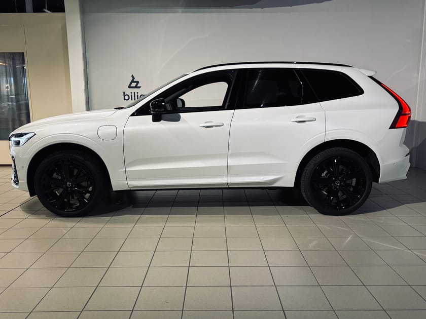Bild 5 av Volvo XC60 T6 Plus Black Nordic Edition | Teknikpaket | Drag