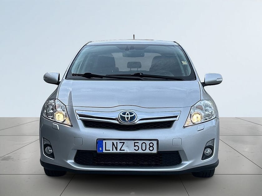 Bild 2 av Toyota Auris Hybrid e-CVT MoK-Värm/S&V-Hjul/Kedja/Låg förbru.