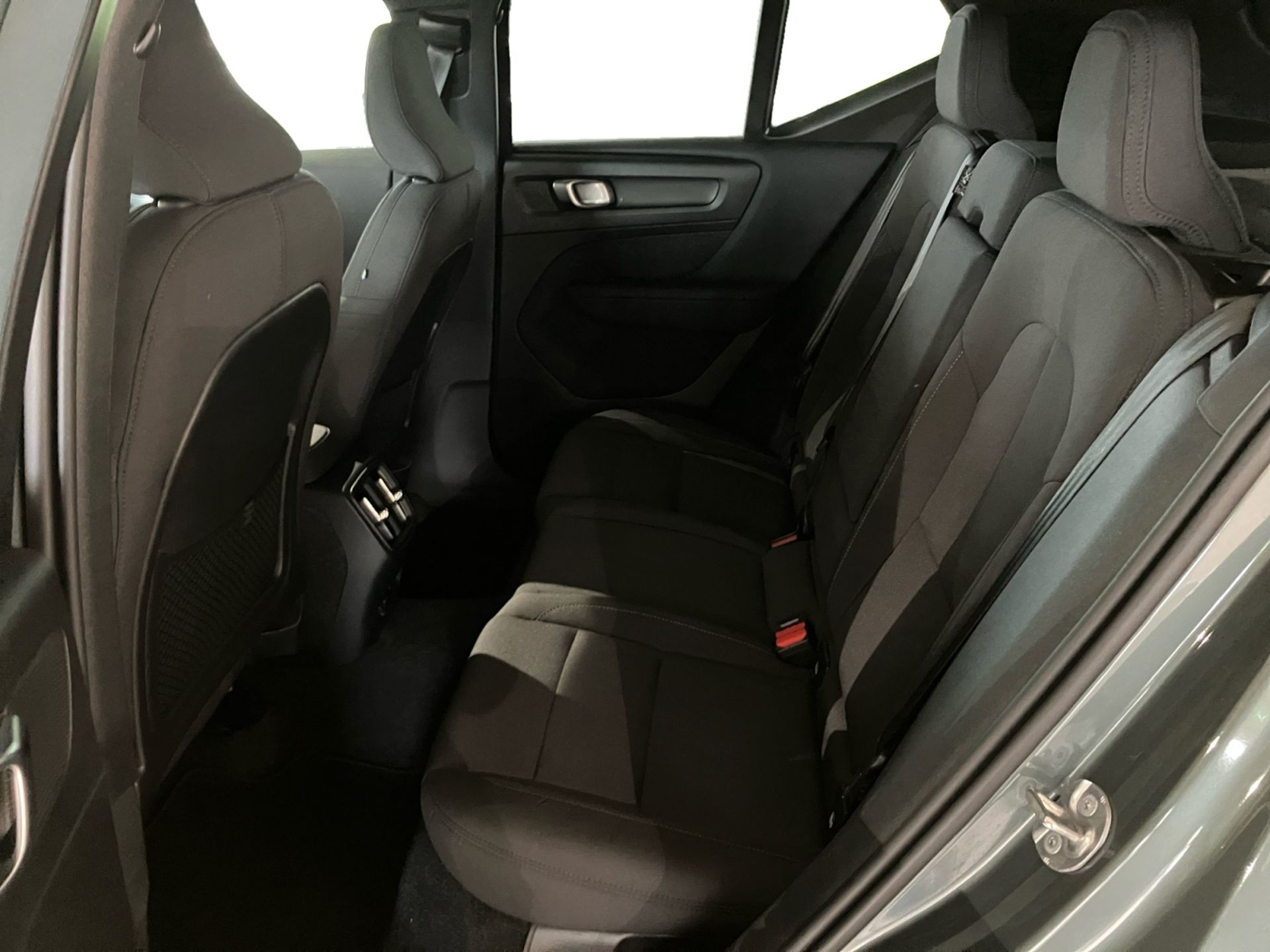 Volvo EX40 2026, bild 6/10