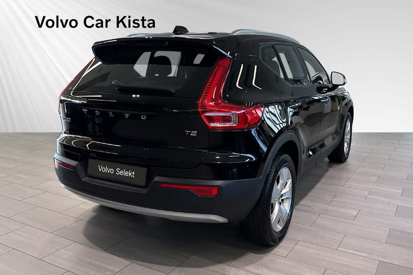 Bild 5 av Volvo XC40 T2 FWD Momentum B-Kamera