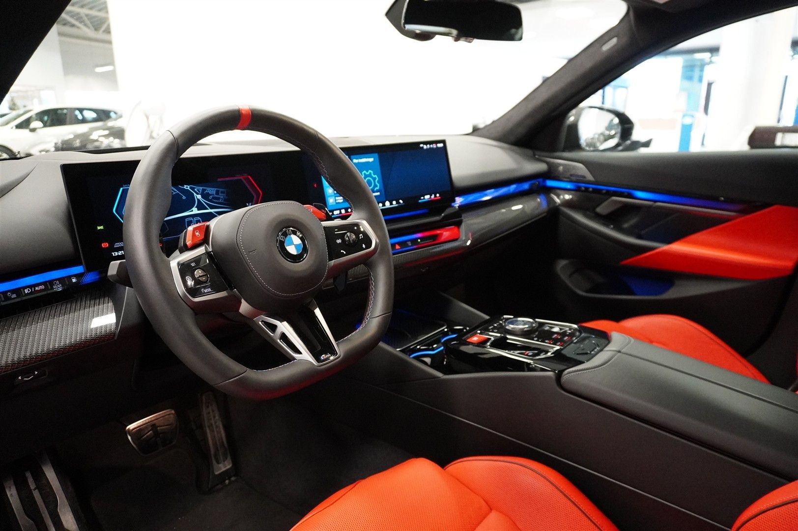 BMW M5 Steptronic, 727hk, 2025