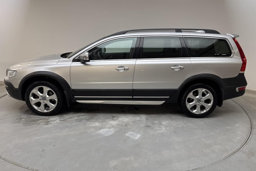 Bild 2 av Volvo XC70 II D4 2WD (181hk) Classic Summum,  Taklucka