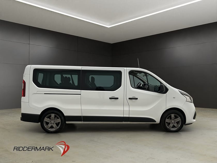 Bild 2 av Nissan NV300 Kombi Lång Värmare Drag B-Kamera 9-Sits MOMS
