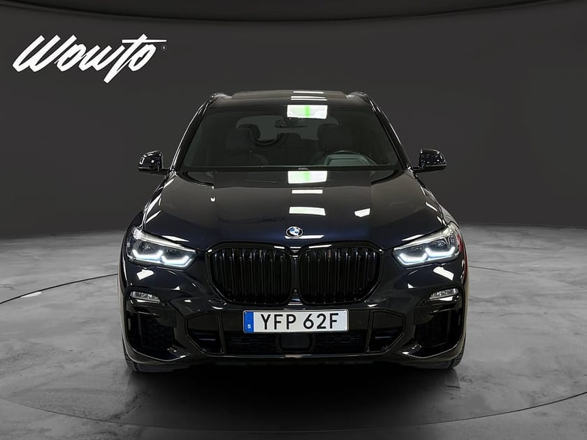 Bild 2 av BMW X5 xDrive45e iPerformance 394HK M-Sport /H/K /Luft /Pano