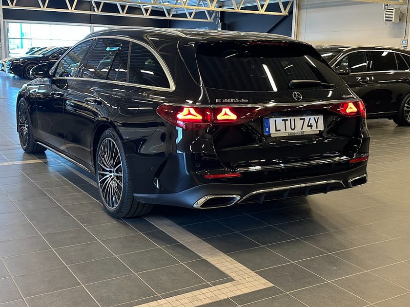 Bild 5 av Mercedes-Benz E 300 de 4MATIC T 4MATIC, AMG Line Advanced, Moms, 99 km räckvidd