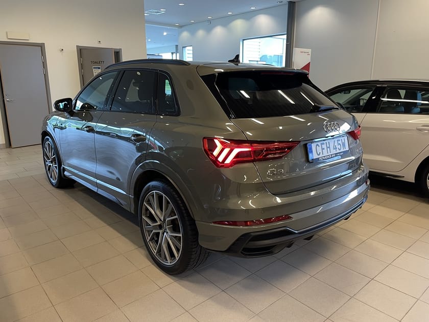 Bild 4 av Audi Q3 45 TFSI quattro 230 HK S TRONIC S LINE