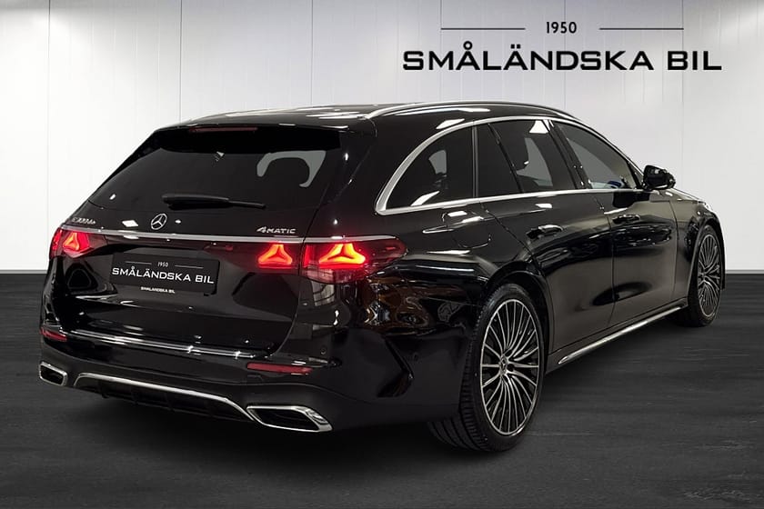 Bild 4 av Mercedes-Benz E 300 d e 4MATIC T de AMG Line Drag 313hk