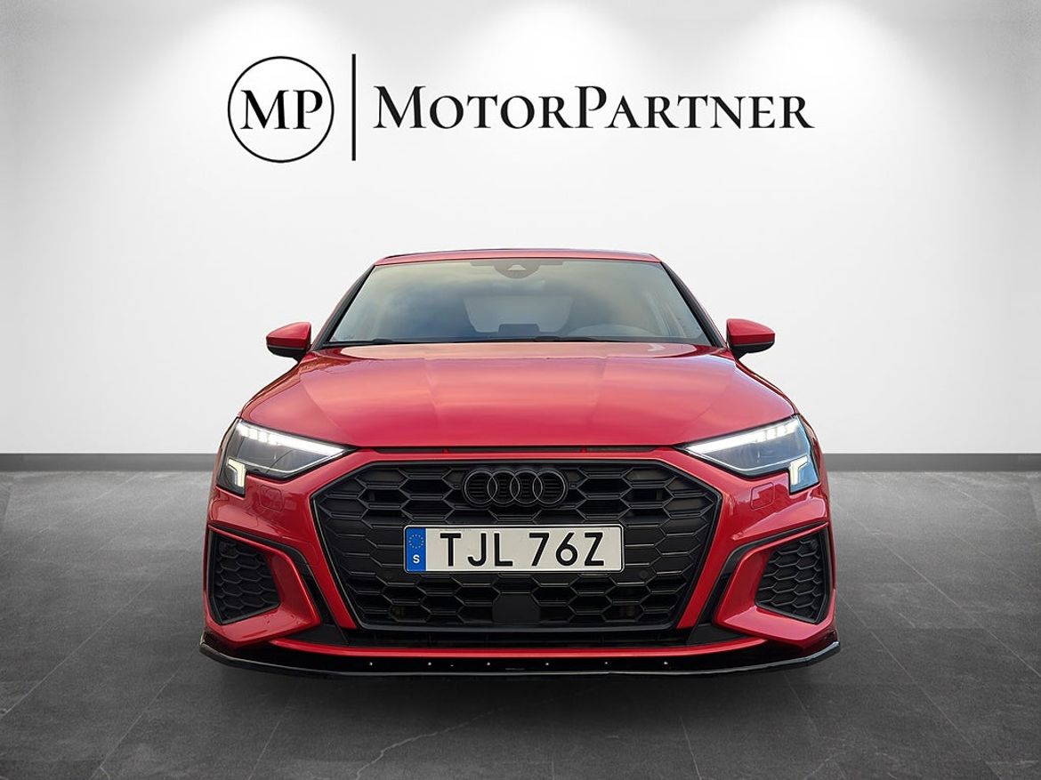 Audi A3 Sportback 45 TFSI e, bild 3 av 24