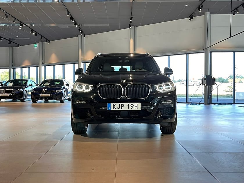 Bild 2 av BMW X3 xDrive20d M Sport Drag Elstolar Pano Rattvärme