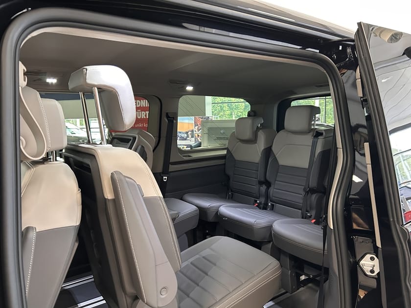 Bild 5 av Volkswagen Multivan eHybrid 4M STYLE HJULBAS: 3124 MM LÅNGT ÖVERHÄNG MOT