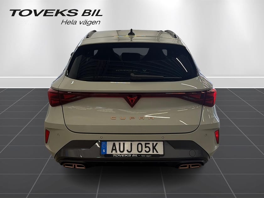 Bild 4 av CUPRA Leon Sportstourer VZ e-Hybrid SP1.5 272 HK 124KM PÅ EL