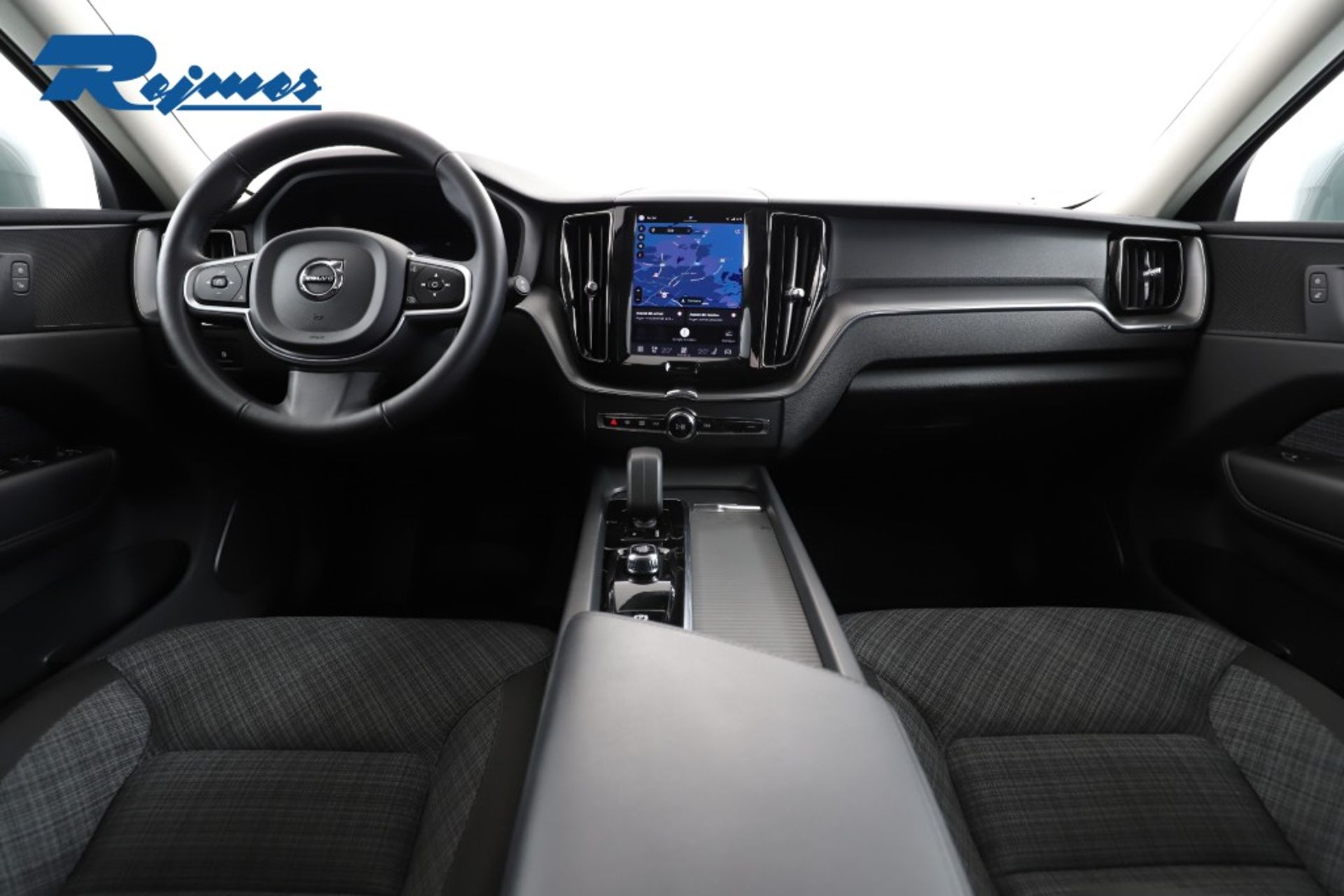 Volvo XC60 T6 Core Nordic Edition 2025, bild 2/10