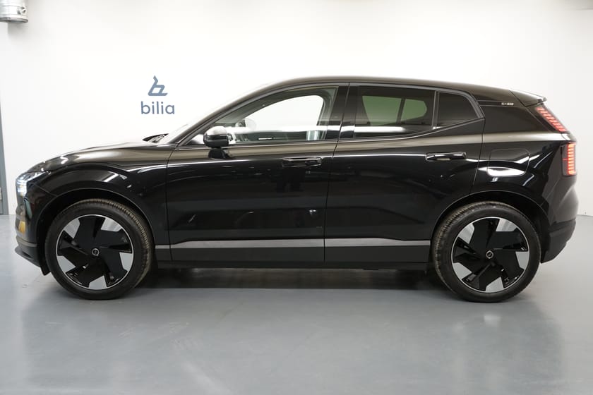 Bild 2 av Volvo EX30 Single Motor Extended Range M R Plus Edition, Navigation