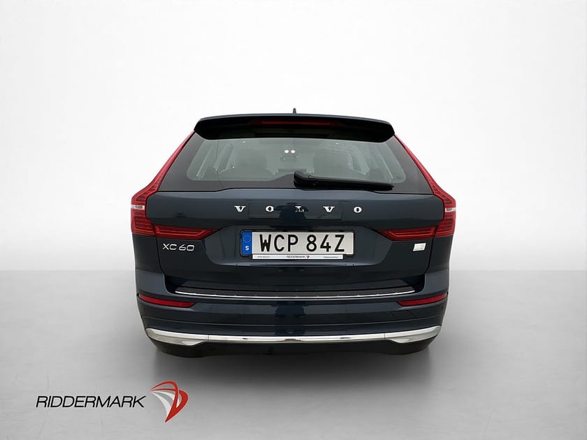 Bild 4 av Volvo XC60 T6 AWD Core Edition Värm Pano Kamera Navi Skinn