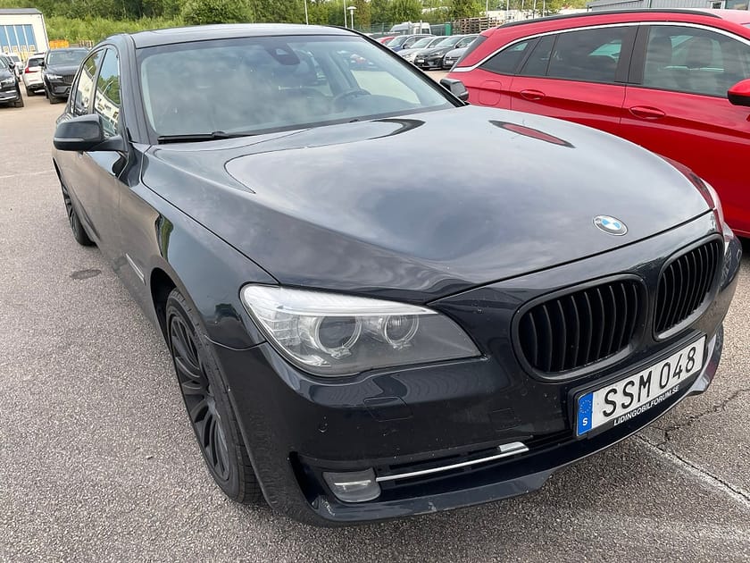Bild 2 av BMW 750Ld xDrive 750 Ld 381HK 4x4 Läder