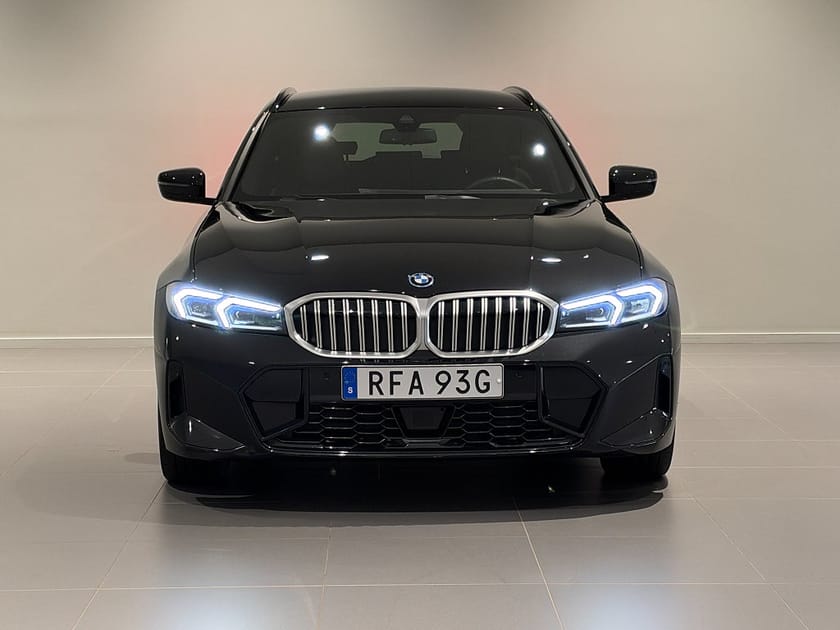 Bild 2 av BMW 330e Touring