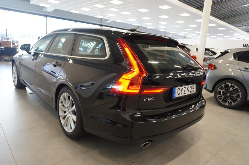 Bild 3 av Volvo V90 T4 Business Advanced VoC Backkamera