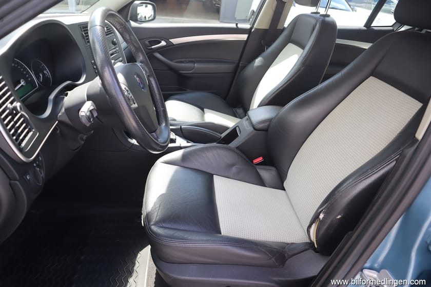 Bild 4 av Saab 9-3 SportKombi 1.8t BioPower 175hk Vector V-hjul
