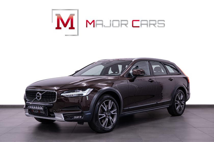 Bild 1 av Volvo V90 Cross Country D4 AWD Pro Polestar Skinn Kamera Maple Dragkrok 200hk