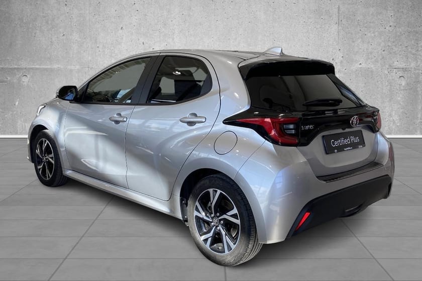 Bilde 3 av Toyota Yaris Hybrid 115 
