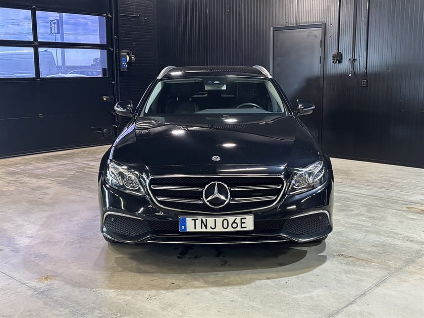 Bild 2 av Mercedes-Benz E 220 T d Aut 9G (163hk) Widescreen Moms