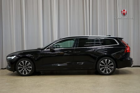 Volvo V60 Recharge T6 AWD Core Drag Pvärm BLIS Bkam Carplay MOMS