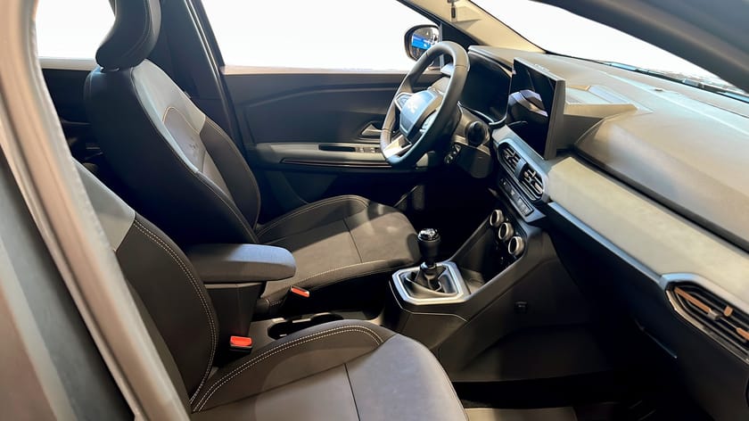 Bild 3 av Dacia Jogger 7-sätes EXTREME TCE 110HK 7-SITS