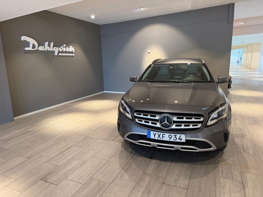 Bild 4 av Mercedes-Benz GLA 200 Drag V-hjul Backkamera