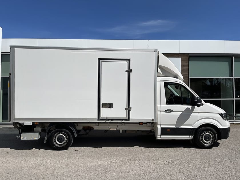 Bild 3 av Volkswagen Crafter Chassi Enkelhytt lång hjulbas Volymskåp 35