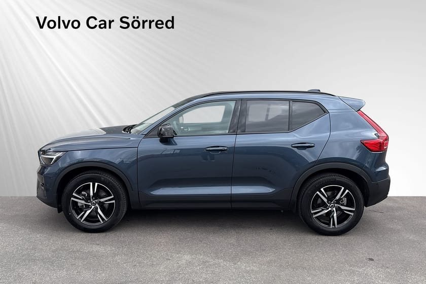 Bild 3 av Volvo XC40 B3 FWD Bensin Plus Dark, 360 Kamera