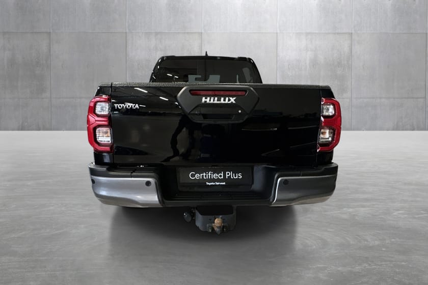 Bilde 4 av Toyota Hilux Dobbelcab 2.4 Diesel D-4D Automat 6 gir 4x4 SR+ Invincible X