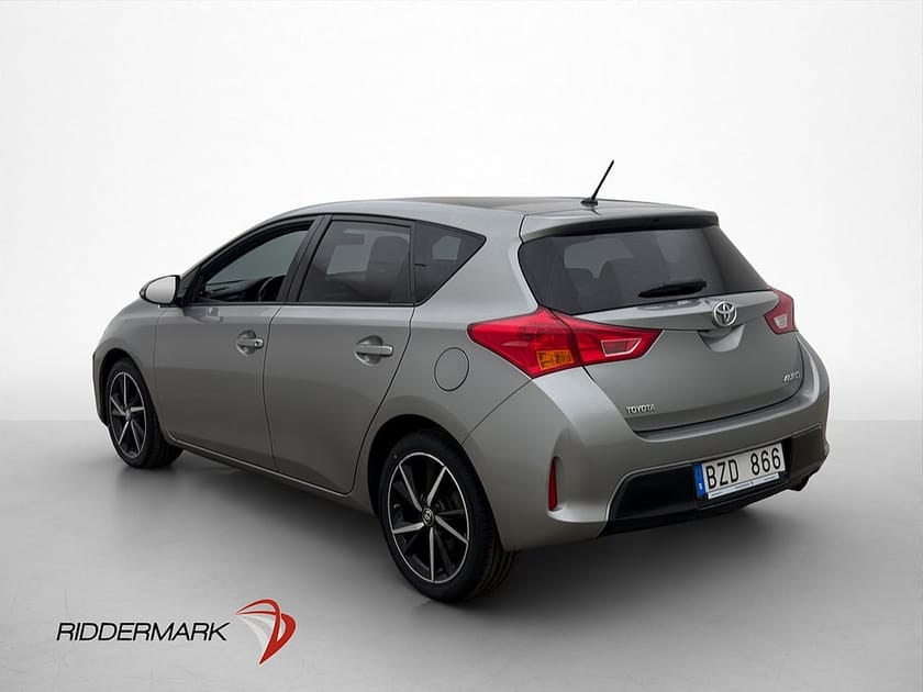 Bild 5 av Toyota Auris 1.6 132hk Style Panorama Kamera Farthållare
