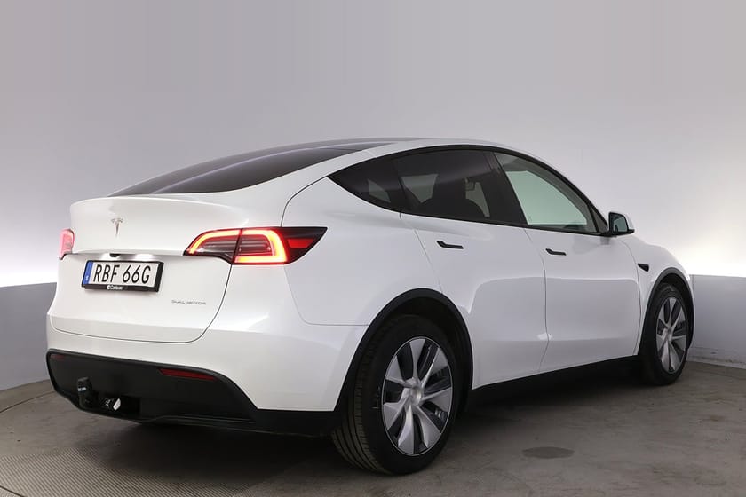 Bild 5 av Tesla Model Y Long Range AWD Autopilot Pano Drag V-hjul