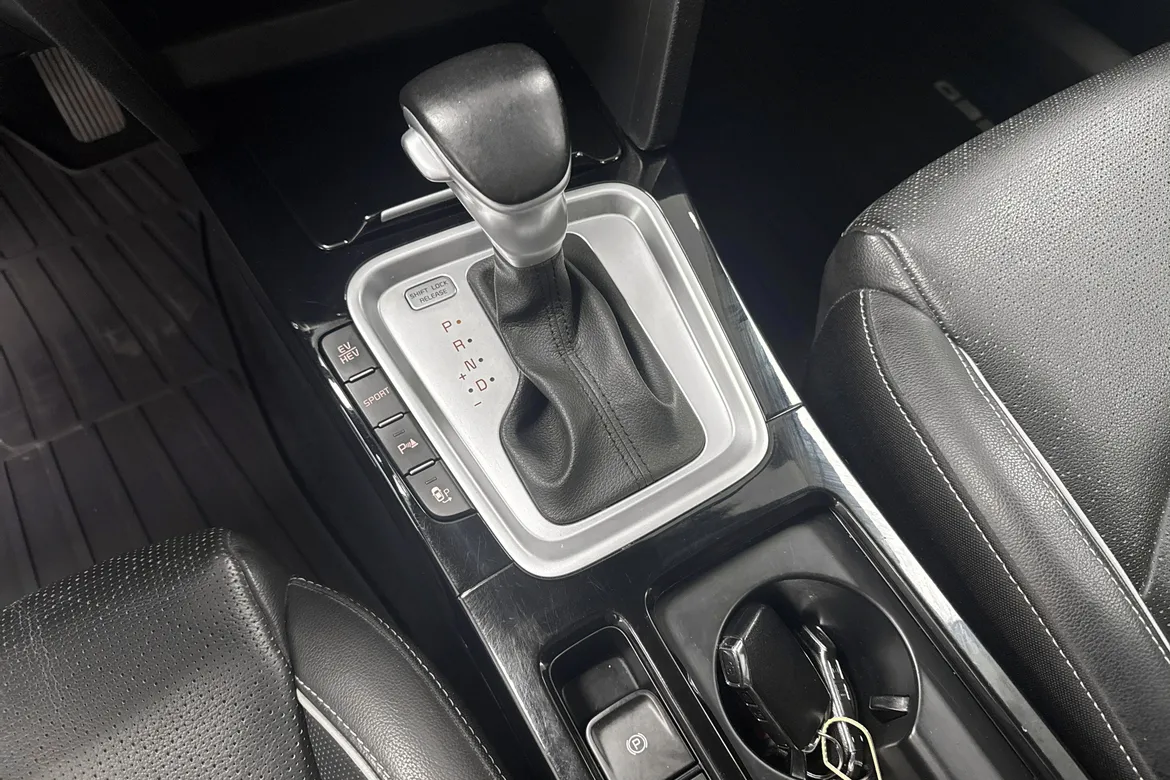picture of a car