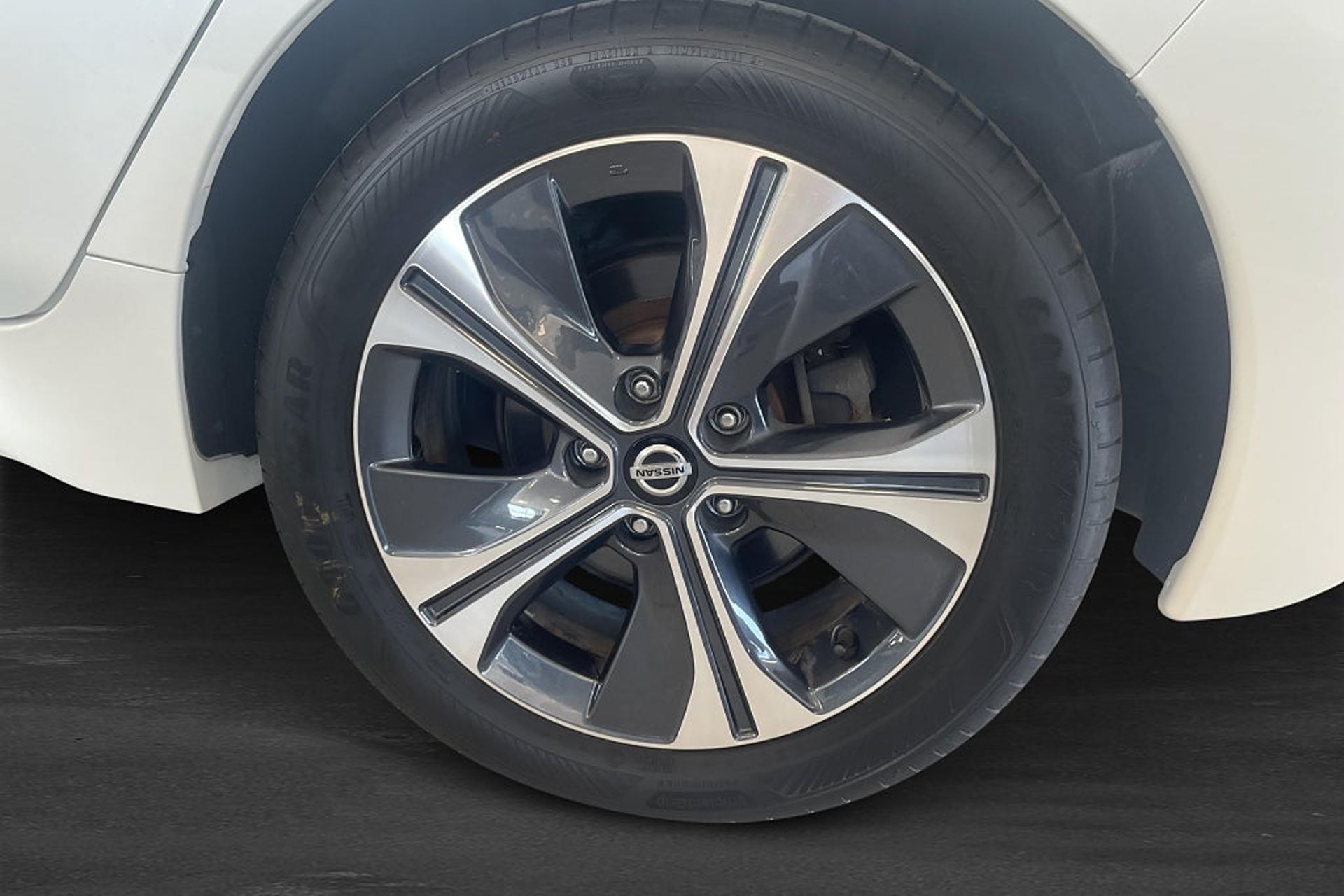 Nissan Leaf V-hjul 2022, kuva 5/10