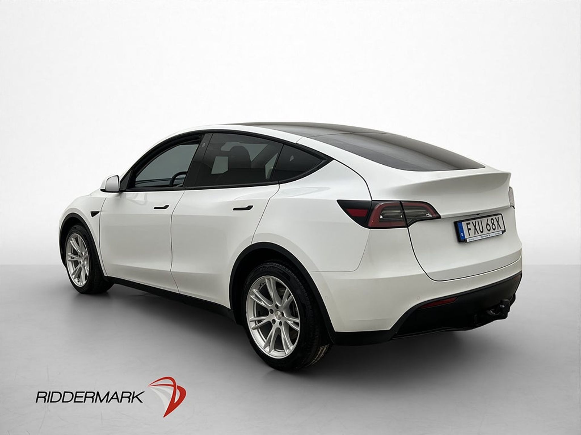 Tesla Model Y 2022, kuva 6/10