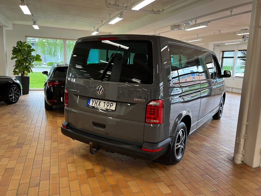 Bild 5 av Volkswagen Caravelle T32 2.0 TDI  AUT BMT 4Motion 9-sits