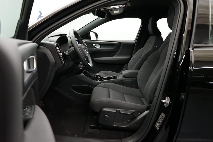 Bild 5 av Volvo XC40 Recharge Single Motor Core Edition, Navigation